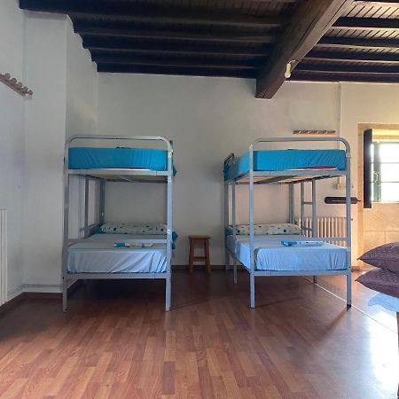 La Calabaza Del Peregrino Hostel O Faramello Екстериор снимка